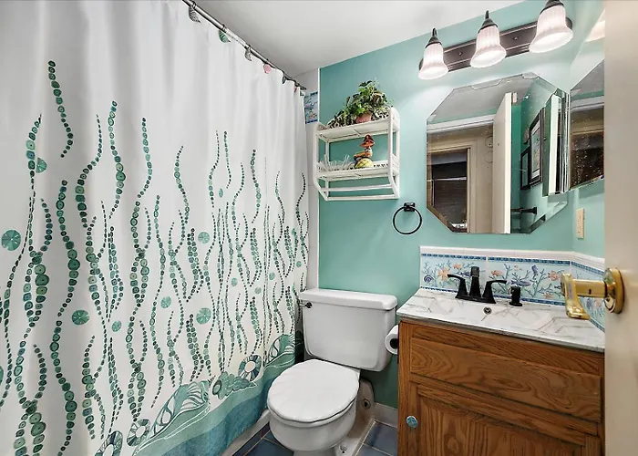 Breathtaking Ocean Views From 2 Bedroom! Ocean Stadt