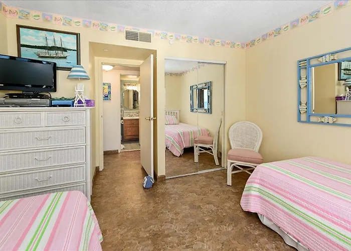 Breathtaking Ocean Views From 2 Bedroom! Ocean Stadt