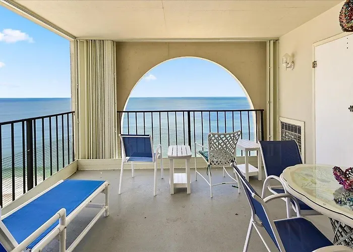 Breathtaking Ocean Views From 2 Bedroom! *