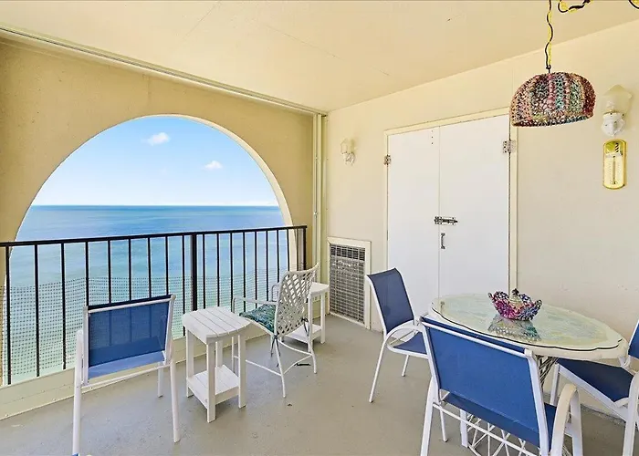 Breathtaking Ocean Views From 2 Bedroom!