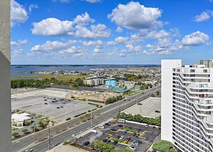 Ferienhaus Breathtaking Ocean Views From 2 Bedroom!